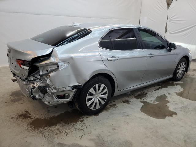 4T1C31AK6PU614592 - 2023 TOYOTA CAMRY LE SILVER photo 3