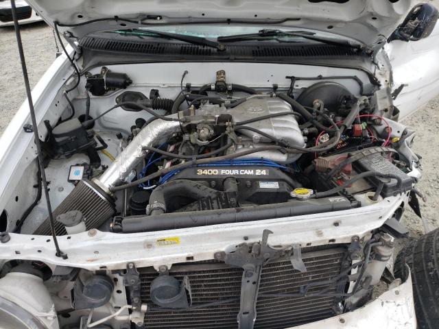5TEGN92N02Z066600 - 2002 TOYOTA TACOMA DOUBLE CAB PRERUNNER WHITE photo 11