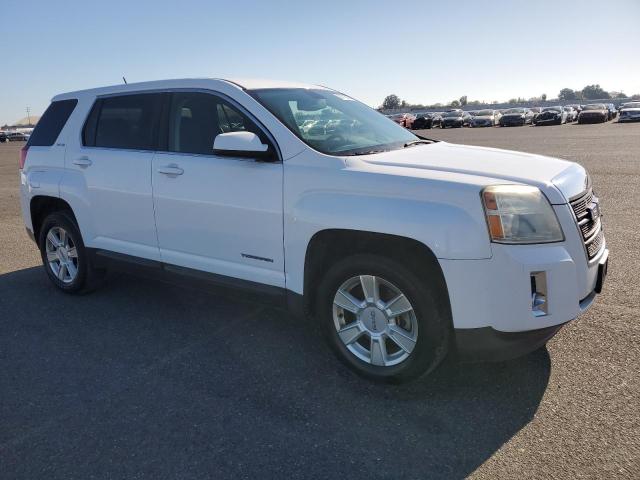 2CTALBEW2A6241186 - 2010 GMC TERRAIN SLE WHITE photo 4