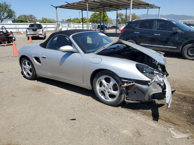 WP0CA298XYU624620 - 2000 PORSCHE BOXSTER SILVER photo 4