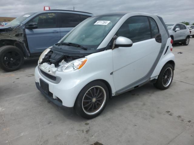 WMEEJ31X99K256768 - 2009 SMART FORTWO PURE TWO TONE photo 1