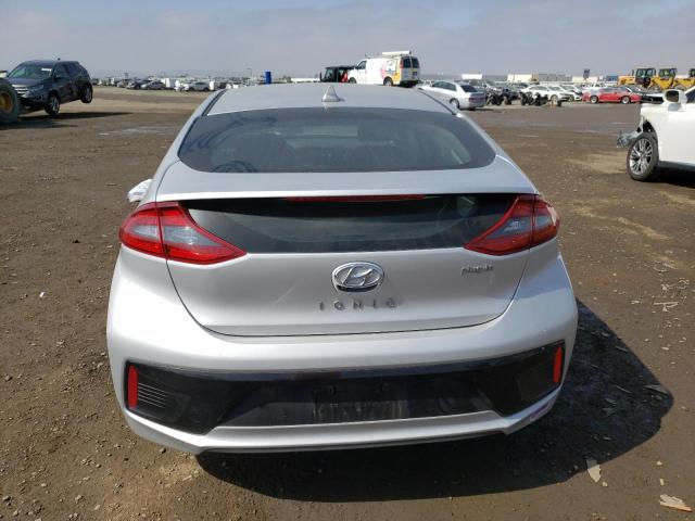 KMHC75LD5JU090398 - 2018 HYUNDAI IONIQ LIMITED SILVER photo 6