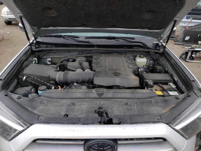 JTEPU5JR5M5933703 - 2021 TOYOTA 4RUNNER SR5/SR5 PREMIUM 银色 照片 12