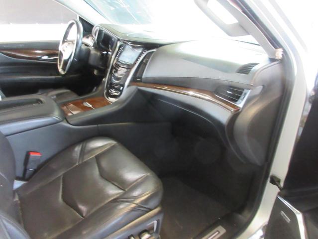 1GYS4HKJ7LR193890 - 2020 CADILLAC ESCALADE ESV LUXURY SILVER photo 5