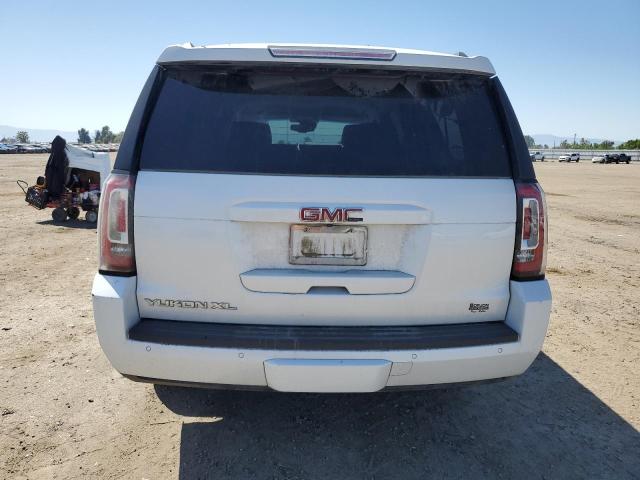 1GKS2GKC6HR257985 - 2017 GMC YUKON XL K1500 SLT WHITE photo 6