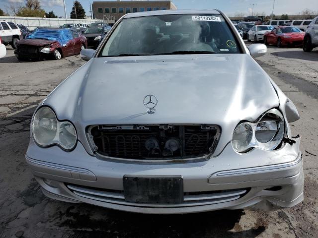 WDBRF84J45F669639 - 2005 MERCEDES-BENZ C 320 4MATIC SILVER photo 5