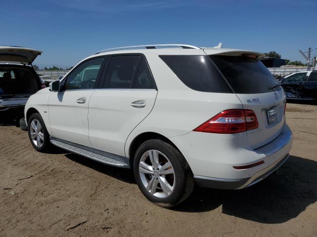 4JGDA2EB7CA065474 - 2012 MERCEDES-BENZ ML 350 BLUETEC WHITE photo 2