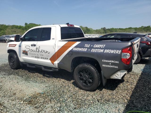 5TFRY5F13MX277414 - 2021 TOYOTA TUNDRA DOUBLE CAB SR/SR5 WHITE photo 2