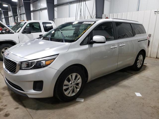 KNDMB5C11F6046908 - 2015 KIA SEDONA LX SILVER photo 1