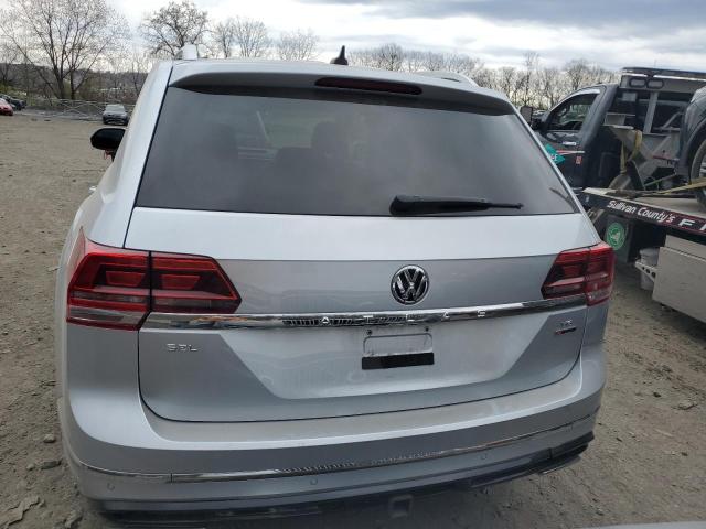 1V2RR2CA7JC590595 - 2018 VOLKSWAGEN ATLAS SEL SILVER photo 6