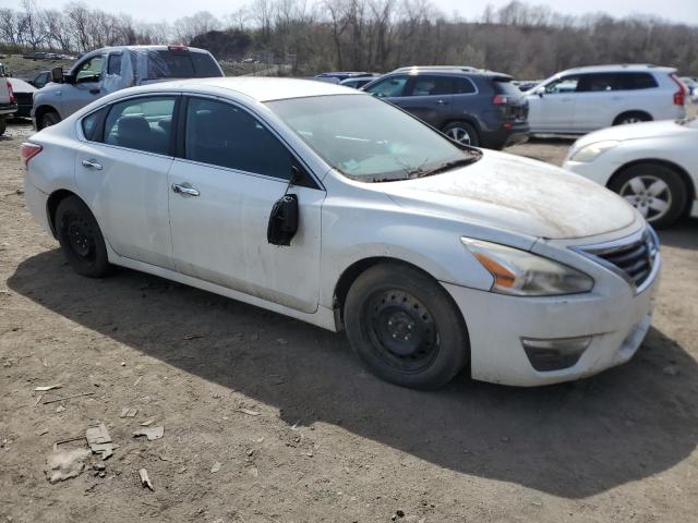 1N4AL3AP2DN558293 - 2013 NISSAN ALTIMA 2.5 WHITE photo 4