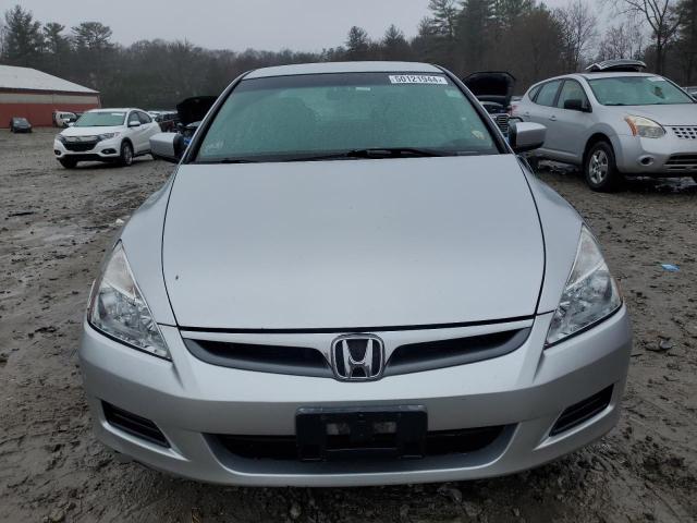 1HGCM56367A181787 - 2007 HONDA ACCORD SE SILVER photo 5