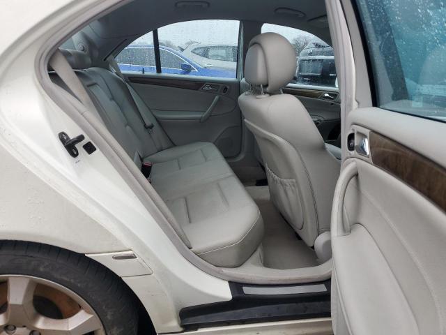 WDBRF52H07F929696 - 2007 MERCEDES-BENZ C 230 WHITE photo 10