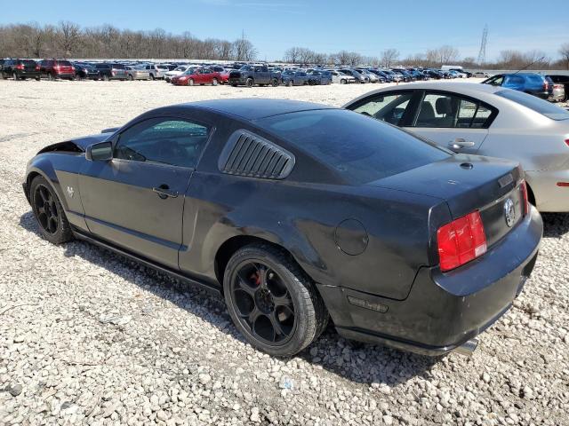 1ZVHT82H495113555 - 2009 FORD MUSTANG GT BLACK photo 2