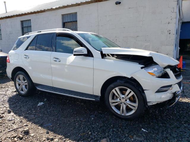 4JGDA5HB3DA128164 - 2013 MERCEDES-BENZ ML 350 4MATIC WHITE photo 4