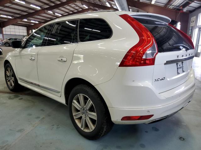 YV449MRM2G2908515 - 2016 VOLVO XC60 T6 PLATINUM WHITE photo 2