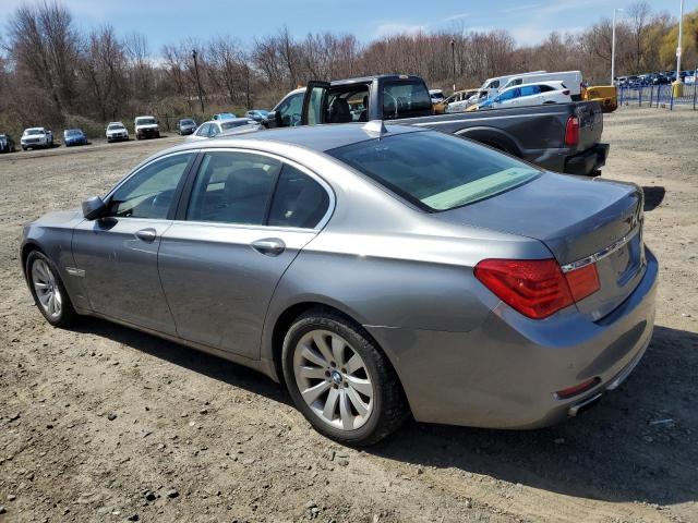 WBAKC6C53BC394540 - 2011 BMW ALPINA B7 XI SILVER photo 2