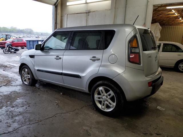 KNDJT2A28B7705291 - 2011 KIA SOUL + SILVER photo 2