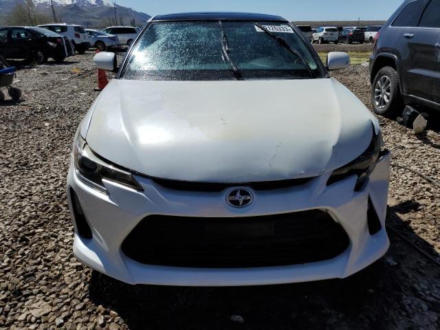 JTKJF5C71F3091773 - 2015 TOYOTA SCION TC WHITE photo 5