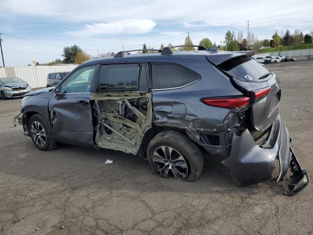 5TDGZRBH9LS018056 - 2020 TOYOTA HIGHLANDER XLE GRAY photo 2