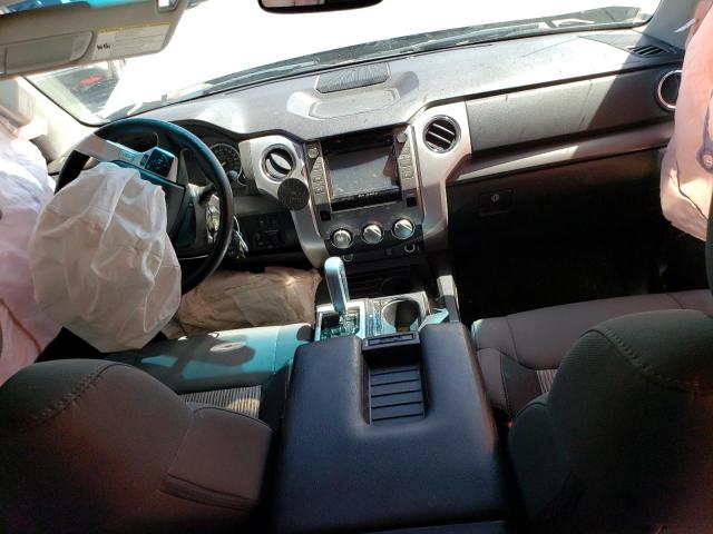 5TFRY5F1XGX204724 - 2016 TOYOTA TUNDRA DOUBLE CAB SR/SR5 SILVER photo 8