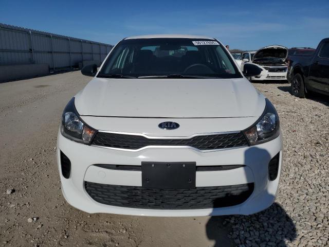 3KPA24AB0JE063792 - 2018 KIA RIO LX WHITE photo 5