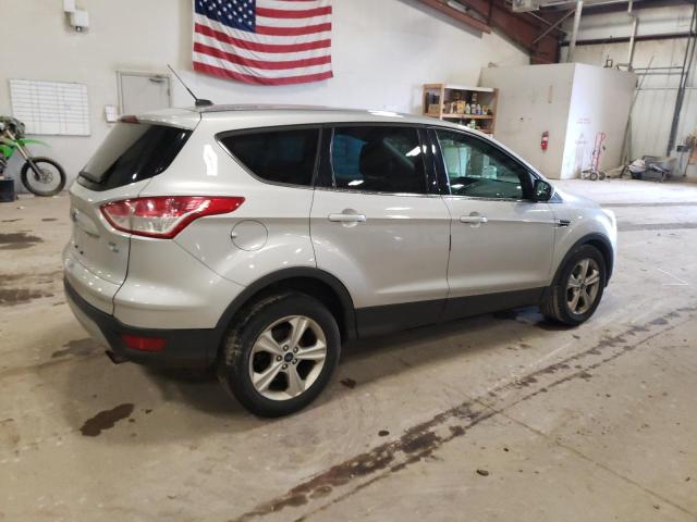 1FMCU9G94FUA83245 - 2015 FORD ESCAPE SE SILVER photo 3