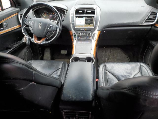 2LMPJ8LP7HBL12281 - 2017 LINCOLN MKX RESERVE Rot Foto 8