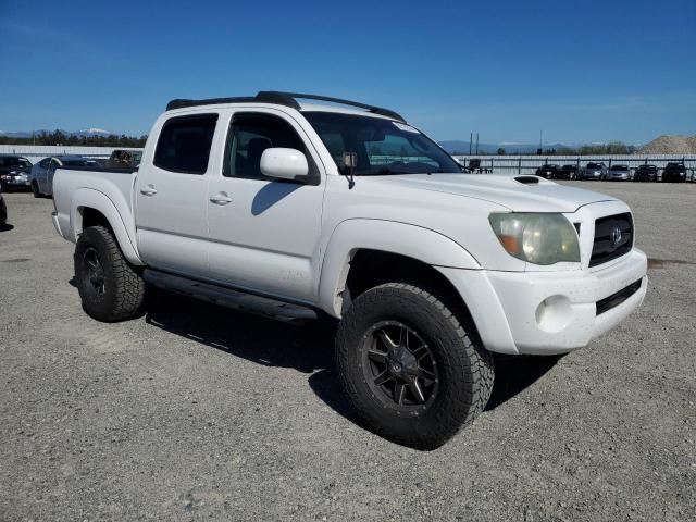 5TEJU62N85Z113044 - 2005 TOYOTA TACOMA DOUBLE CAB PRERUNNER WHITE photo 4