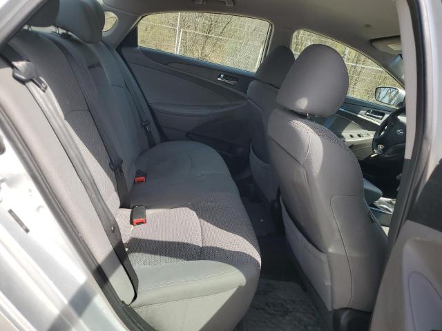 5NPEB4AC0DH575451 - 2013 HYUNDAI SONATA GLS SILVER photo 10