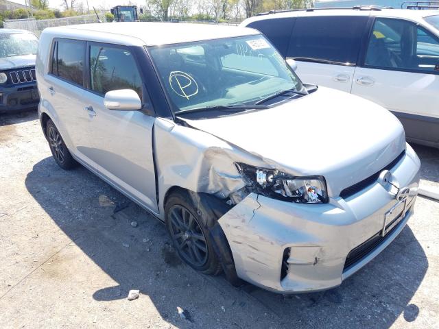 JTLZE4FE7DJ040261 - 2013 TOYOTA SCION XB 银色 照片 1