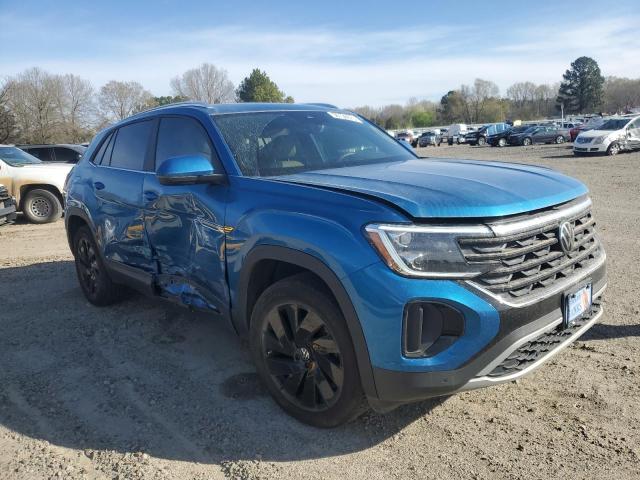 1V2JE2CA2RC210518 - 2024 VOLKSWAGEN ATLAS CROS SE BLUE photo 4