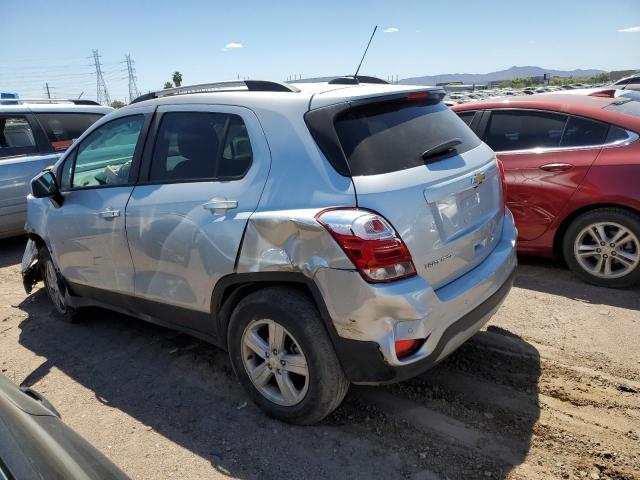 KL7CJPSM0NB519867 - 2022 CHEVROLET TRAX 1LT SILVER photo 2