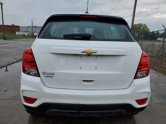 KL7CJKSM7MB372321 - 2021 CHEVROLET TRAX LS WHITE photo 6