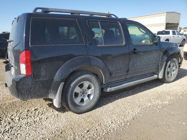 5N1AR18W86C671816 - 2006 NISSAN PATHFINDER LE 黑色 照片 3