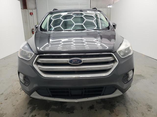 1FMCU0GD8JUC90570 - 2018 FORD ESCAPE SE GRAY photo 5