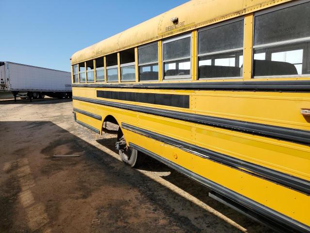 4DRBRABM54B965852 - 2004 IC CORPORATION 3000 YELLOW photo 9