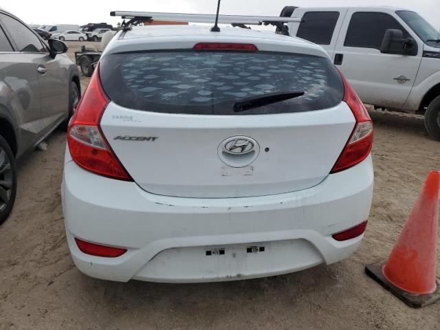 KMHCT5AE1GU277184 - 2016 HYUNDAI ACCENT SE WHITE photo 6