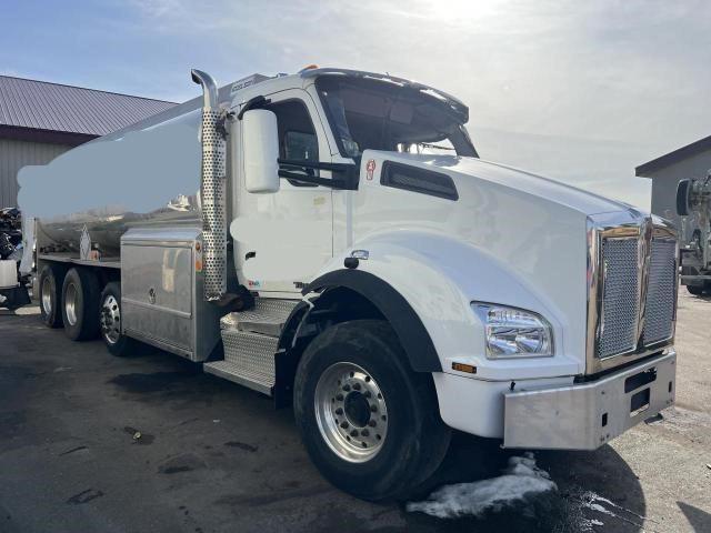 1NKZXP0X6JJ213747 - 2018 KENWORTH CONSTRUCTI T880 WHITE photo 1