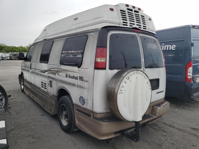 1GCHG39UX41122922 - 2004 CHEVROLET EXPRESS G3 WHITE photo 2