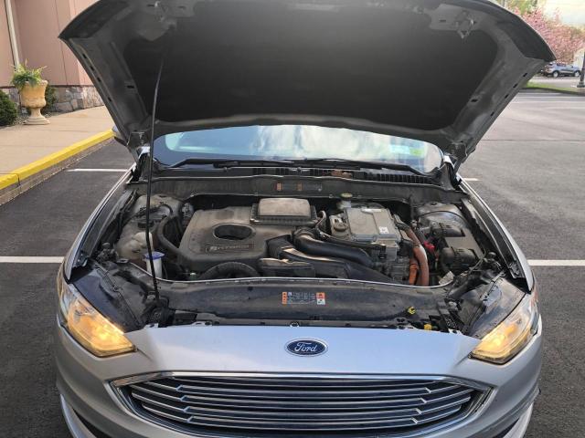 3FA6P0LU1JR124421 - 2018 FORD FUSION SE HYBRID SILVER photo 8