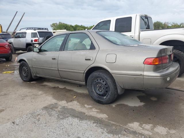 4T1BF22K0YU097458 - 2000 TOYOTA CAMRY LE GRAY photo 2