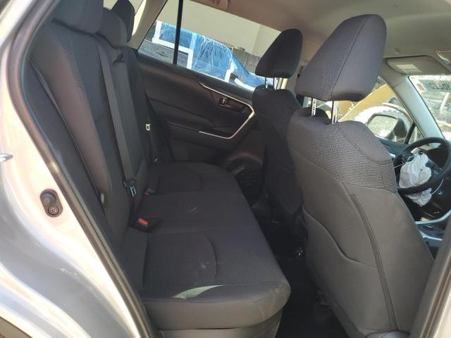 4T3LWRFV5RU163514 - 2024 TOYOTA RAV4 LE ნაცრისფერი ფოტო 11