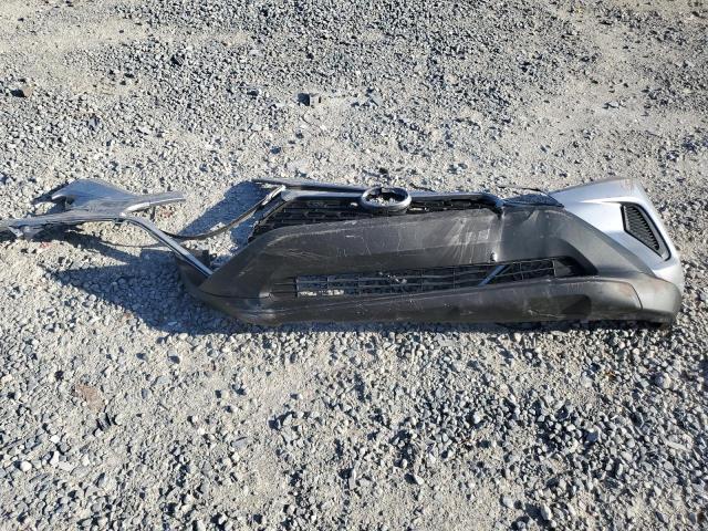 4T3LWRFV5RU163514 - 2024 TOYOTA RAV4 LE ნაცრისფერი ფოტო 13