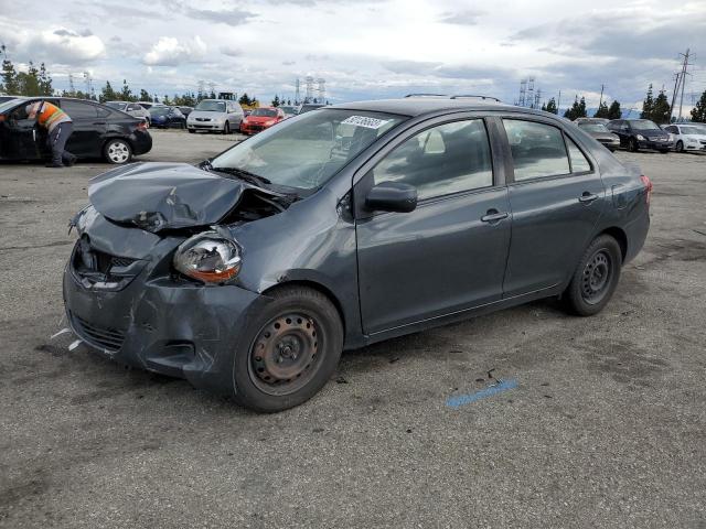 JTDBT923X84036505 - 2008 TOYOTA YARIS GRAY photo 1