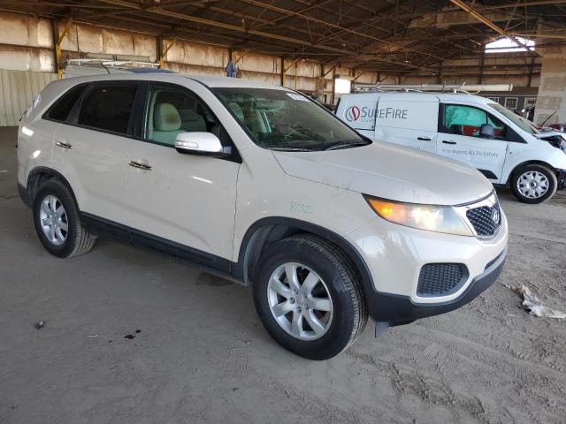 5XYKT3A13BG135401 - 2011 KIA SORENTO BASE CREAM photo 4