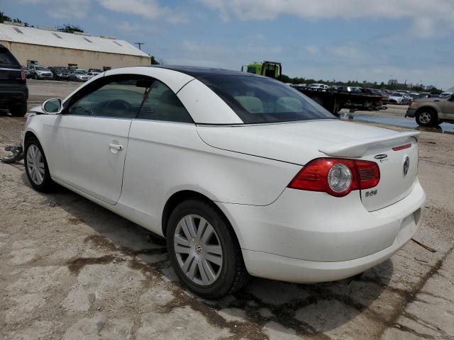 WVWBA71F58V033379 - 2008 VOLKSWAGEN EOS TURBO WHITE photo 2