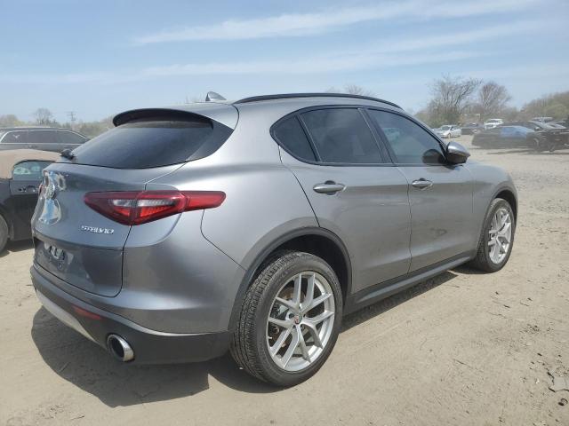 ZASFAKNNXJ7B79087 - 2018 ALFA ROMEO STELVIO TI SPORT GRAY photo 3