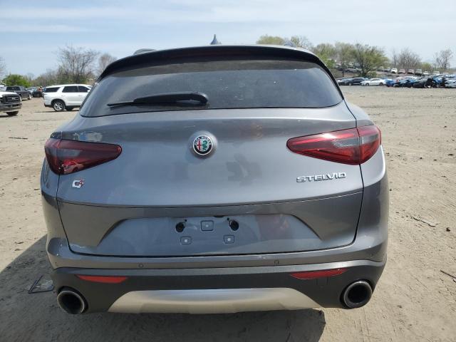 ZASFAKNNXJ7B79087 - 2018 ALFA ROMEO STELVIO TI SPORT GRAY photo 6