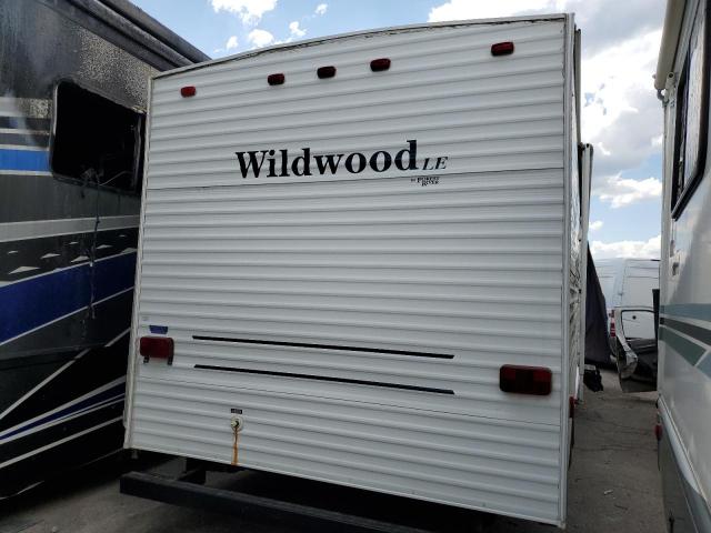 4X4TWDF276A238792 - 2006 WILD LITE WHITE photo 4